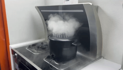 1610958443161947.gif 640.gif